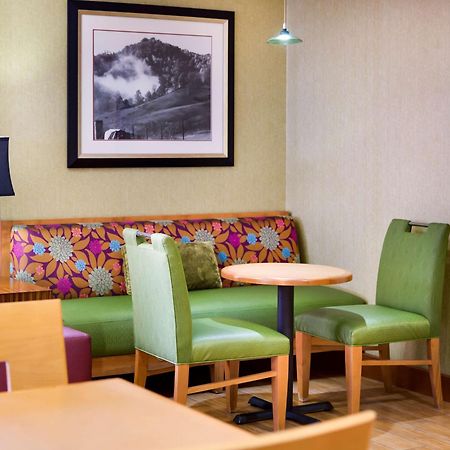 Hampton Inn Harrisonburg - University Eksteriør bilde