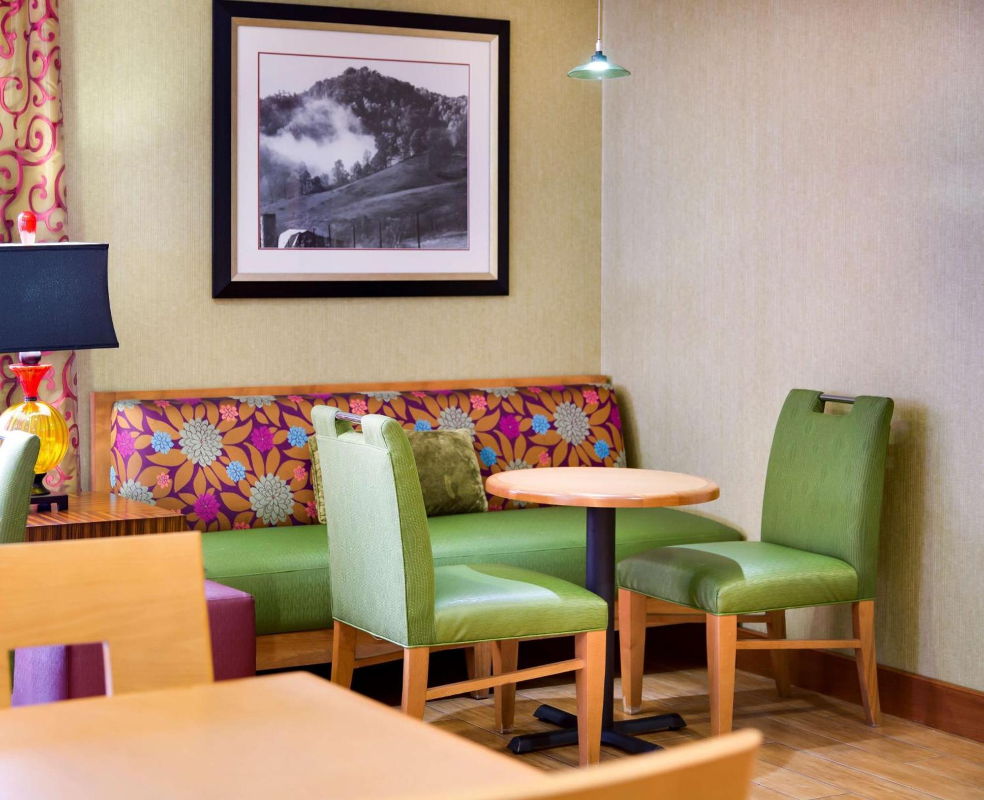 Hampton Inn Harrisonburg - University Eksteriør bilde